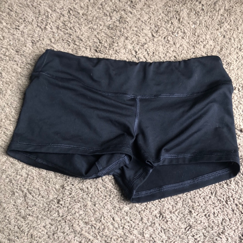 Fleo Black Women's Performance Shorts